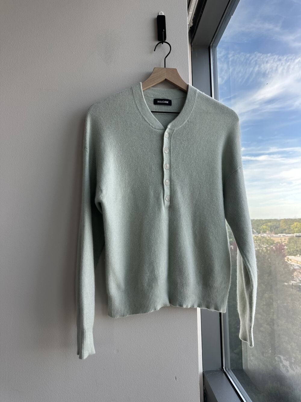 NAADAM 100% Cashmere Sage Green Women's Henley Crewneck Pullover Sweater Sz M